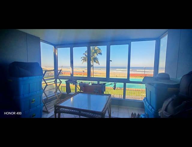 3 BEDROOM APARTMENT FOR SALE IN MARGATE BEACH